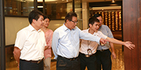 深圳企業(yè)聯(lián)合會(huì)、深圳企業(yè)家協(xié)會(huì)吳井田執(zhí)行會(huì)長(zhǎng)到寶鷹調(diào)研指導(dǎo)工作